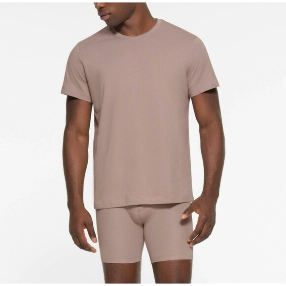 SKIMS MENS COTTON CLASSIC T SHIRT IN FAWN - Picture 1 of 2